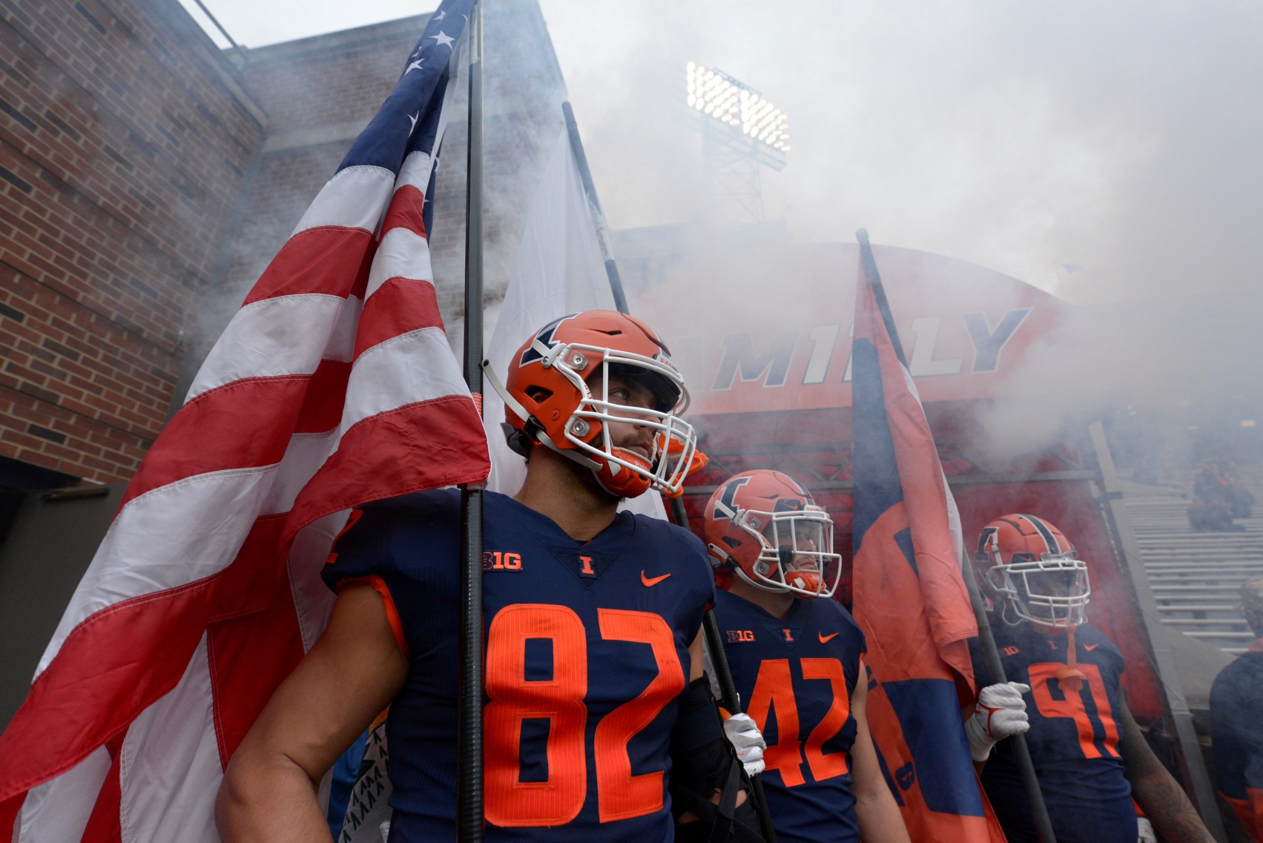 Where Does Illinois Stand In Football Recruiting?