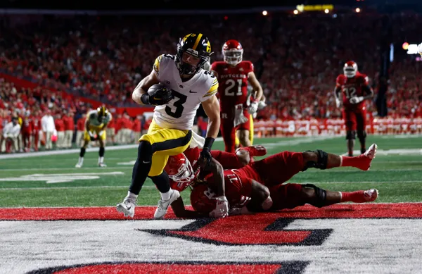Iowa Defense Leads The Way In Win At Rutgers