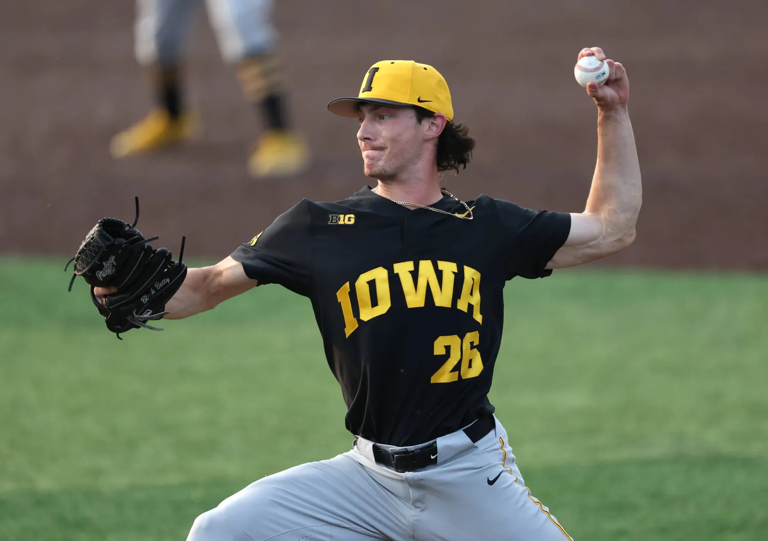 HAWKEYES FALL TO INDIANA STATE, 7-4